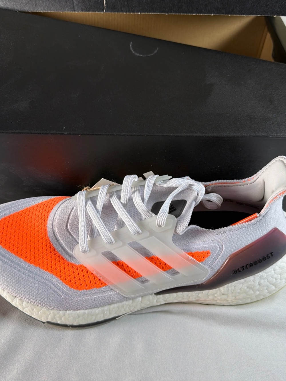 Men’s ultra boost 21 White & Bright Orange Running Shoes